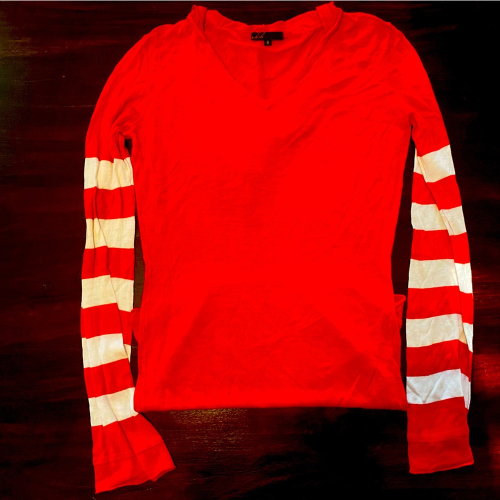Vfish orange and white striped hooded women’s top size small